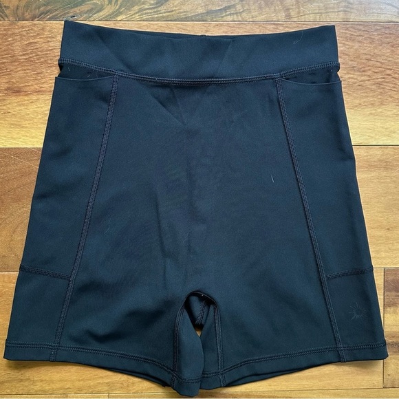 Offline by Aerie Shortie - Picture 1 of 5